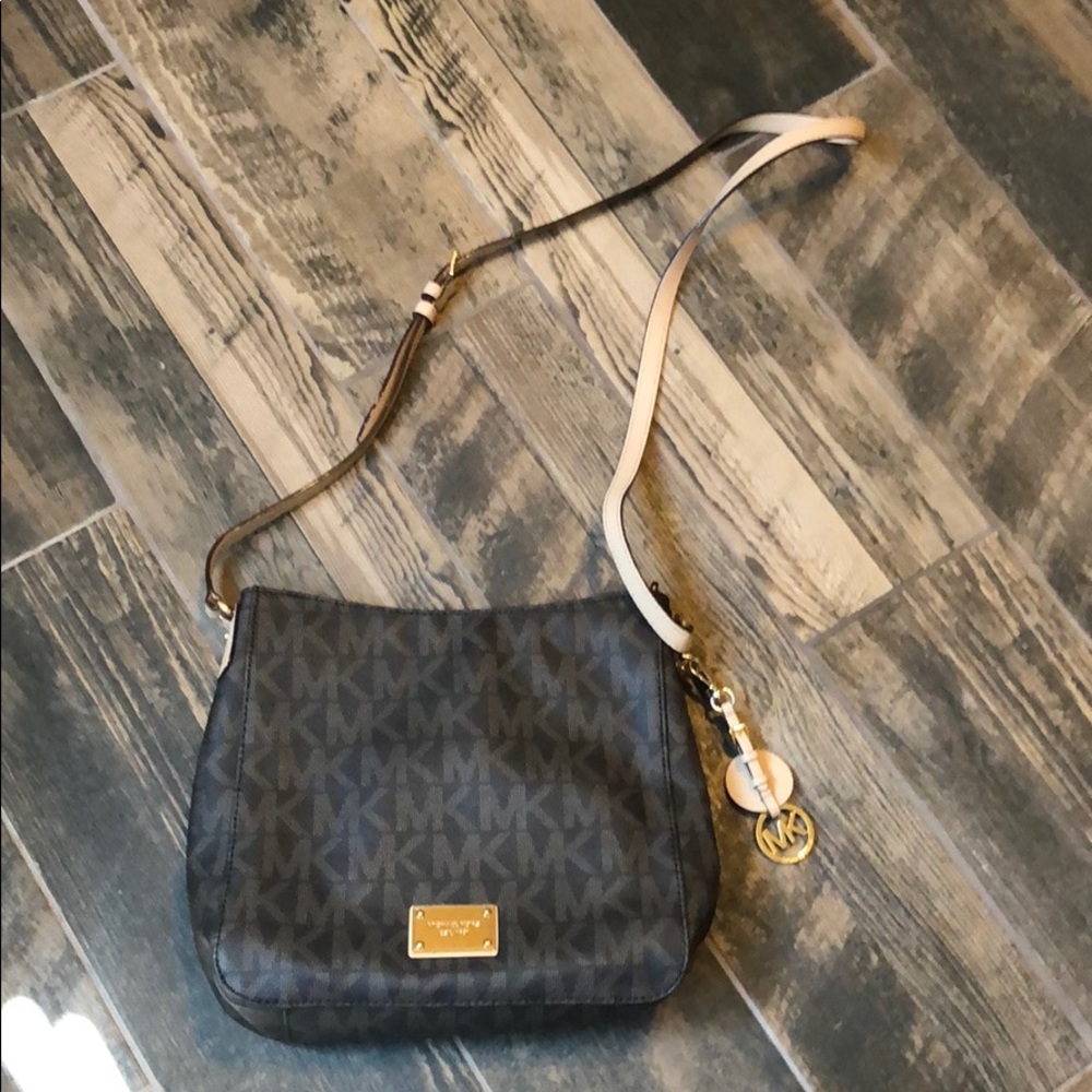 Michael Kors shoulder purse